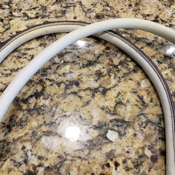 Tignanello Hand Bag, Purse, White Pebble Leather, 8" x 14" - Picture 9 of 13